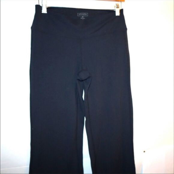 ✨ Athleta Fusion Flap Pocket Yoga Pants✨ - Picture 5 of 8